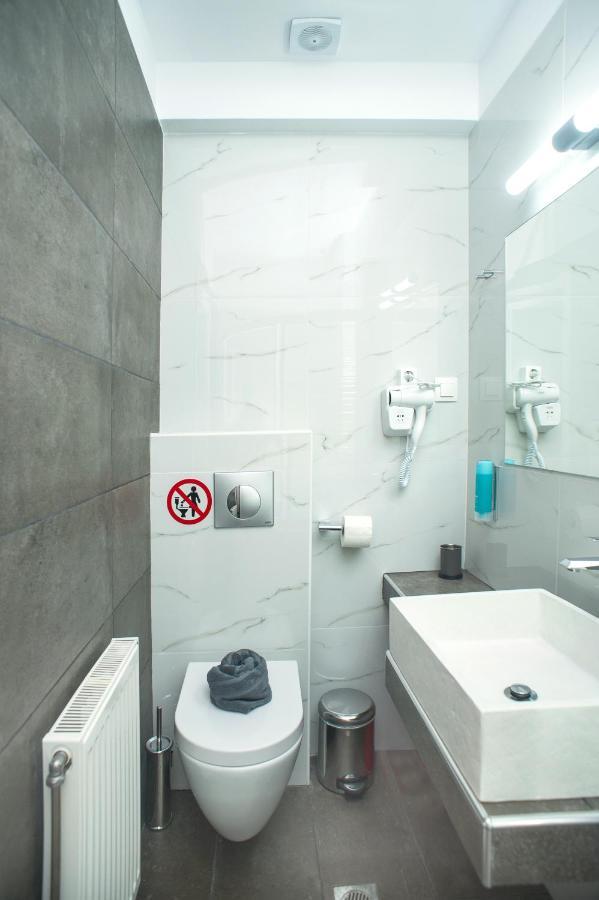 Lux Vip Apartments Переа Экстерьер фото