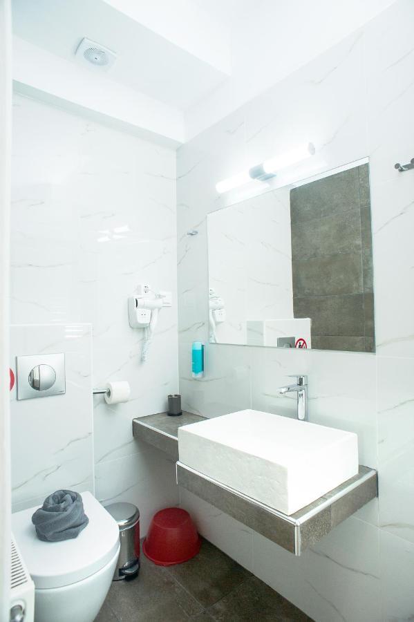 Lux Vip Apartments Переа Экстерьер фото