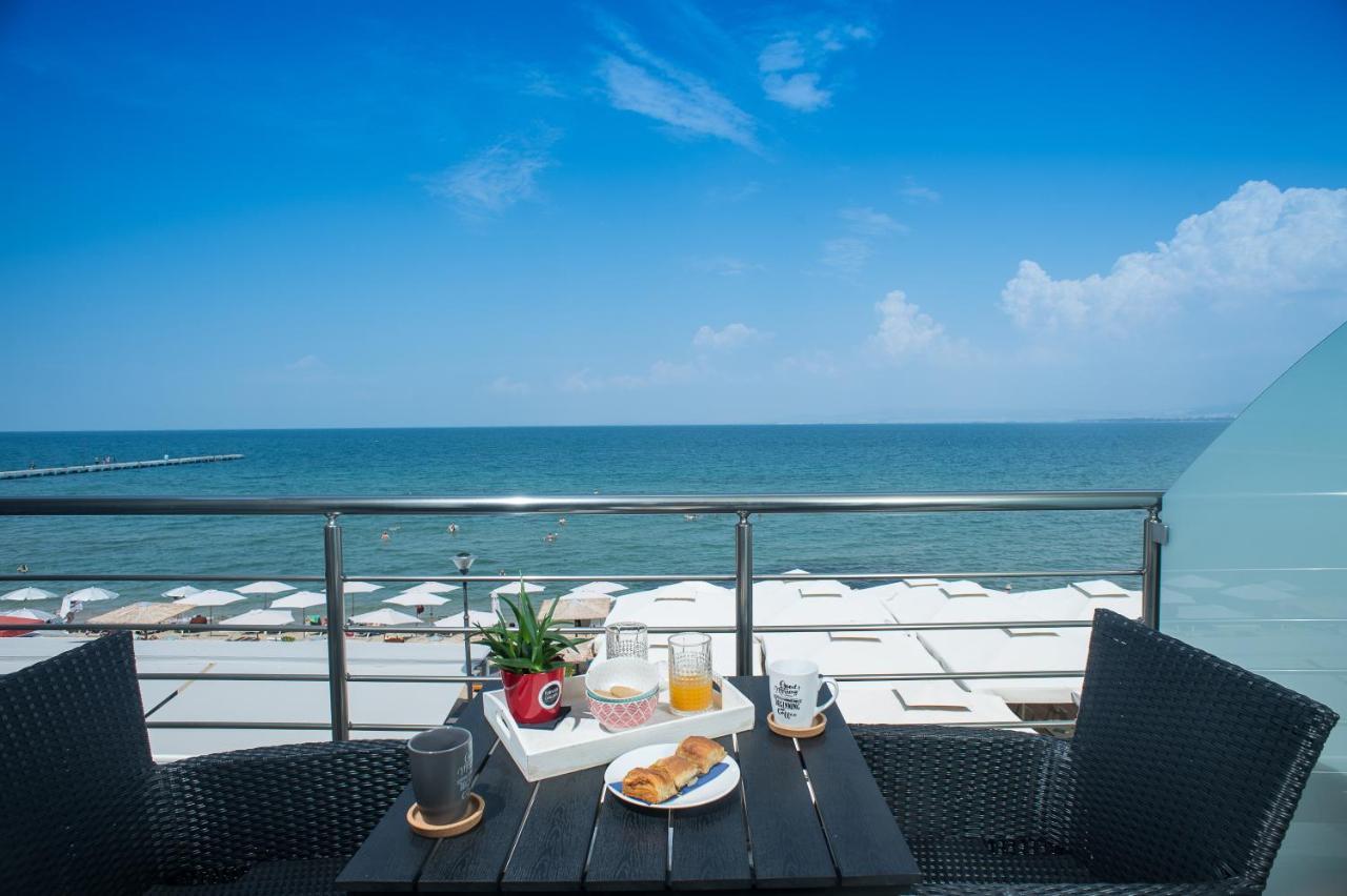Lux Vip Apartments Переа Экстерьер фото