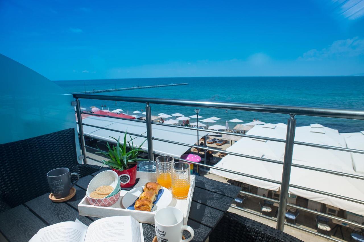 Lux Vip Apartments Переа Экстерьер фото