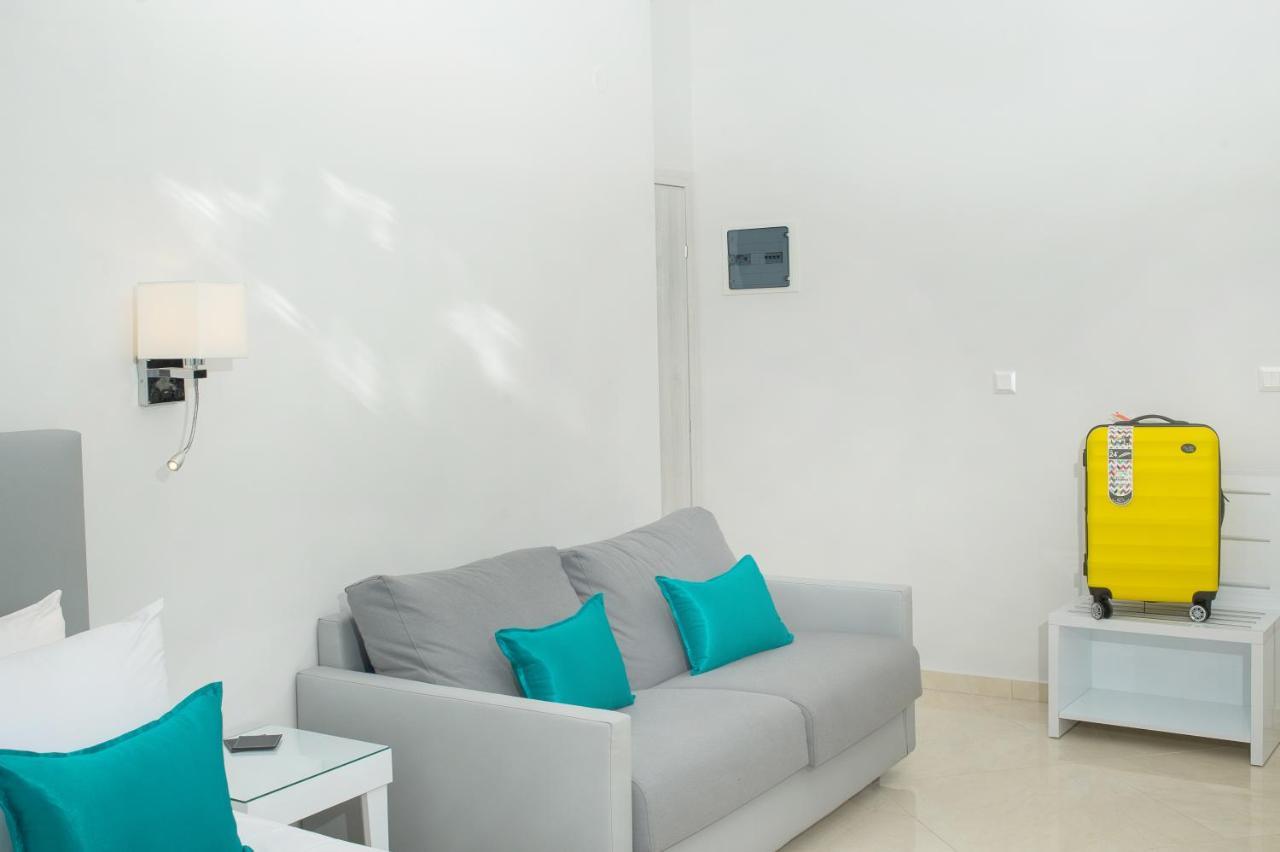 Lux Vip Apartments Переа Экстерьер фото